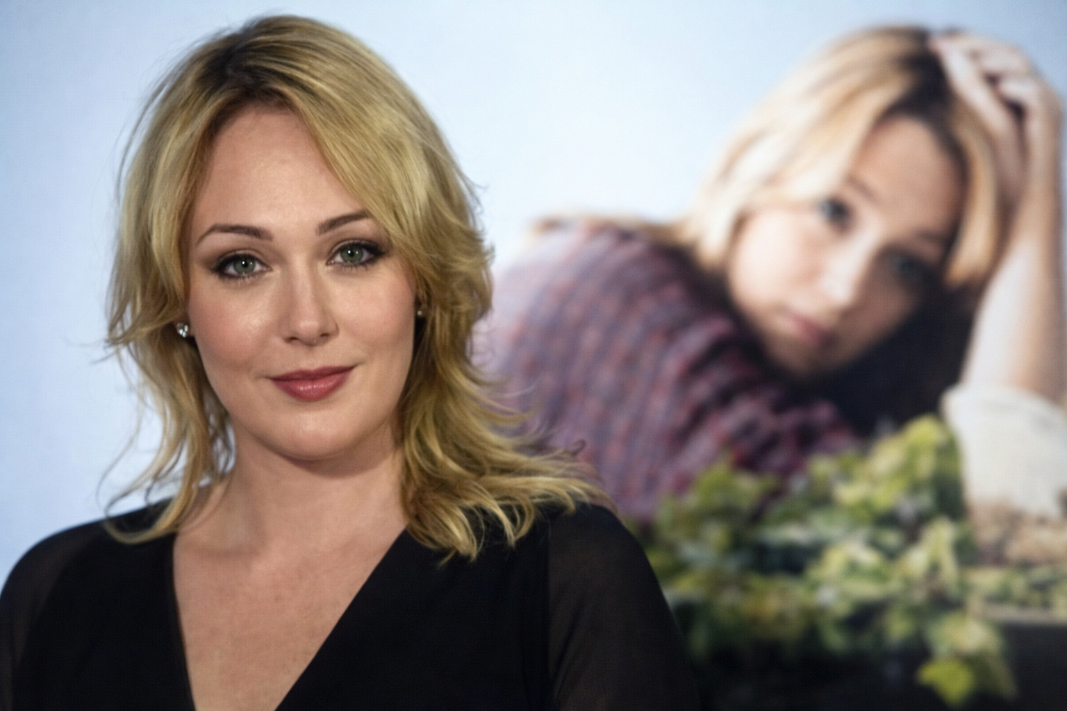 Alwara Höfels Narbe – Herkunft, Bedeutung und warum sie so viel Aufmerksamkeit bekommt